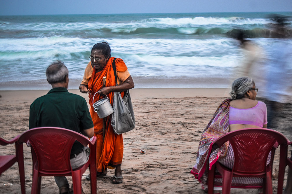 Beach Or Life: Photo Series By Indian Photographer Soumyabrata Roy